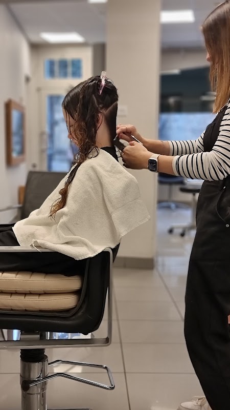 Limes Cirencester — photo 1